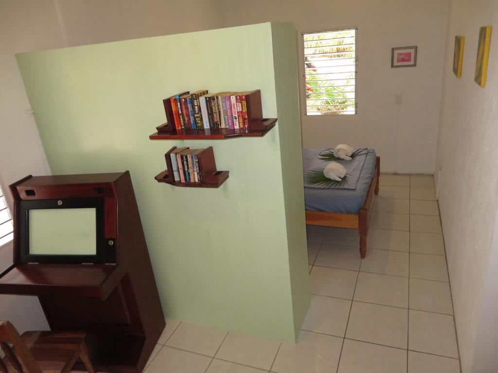 Simberts Apartments Maya Beach ห้อง รูปภาพ