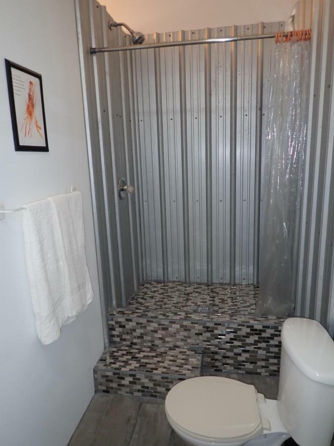 Simberts Apartments Maya Beach ภายนอก รูปภาพ